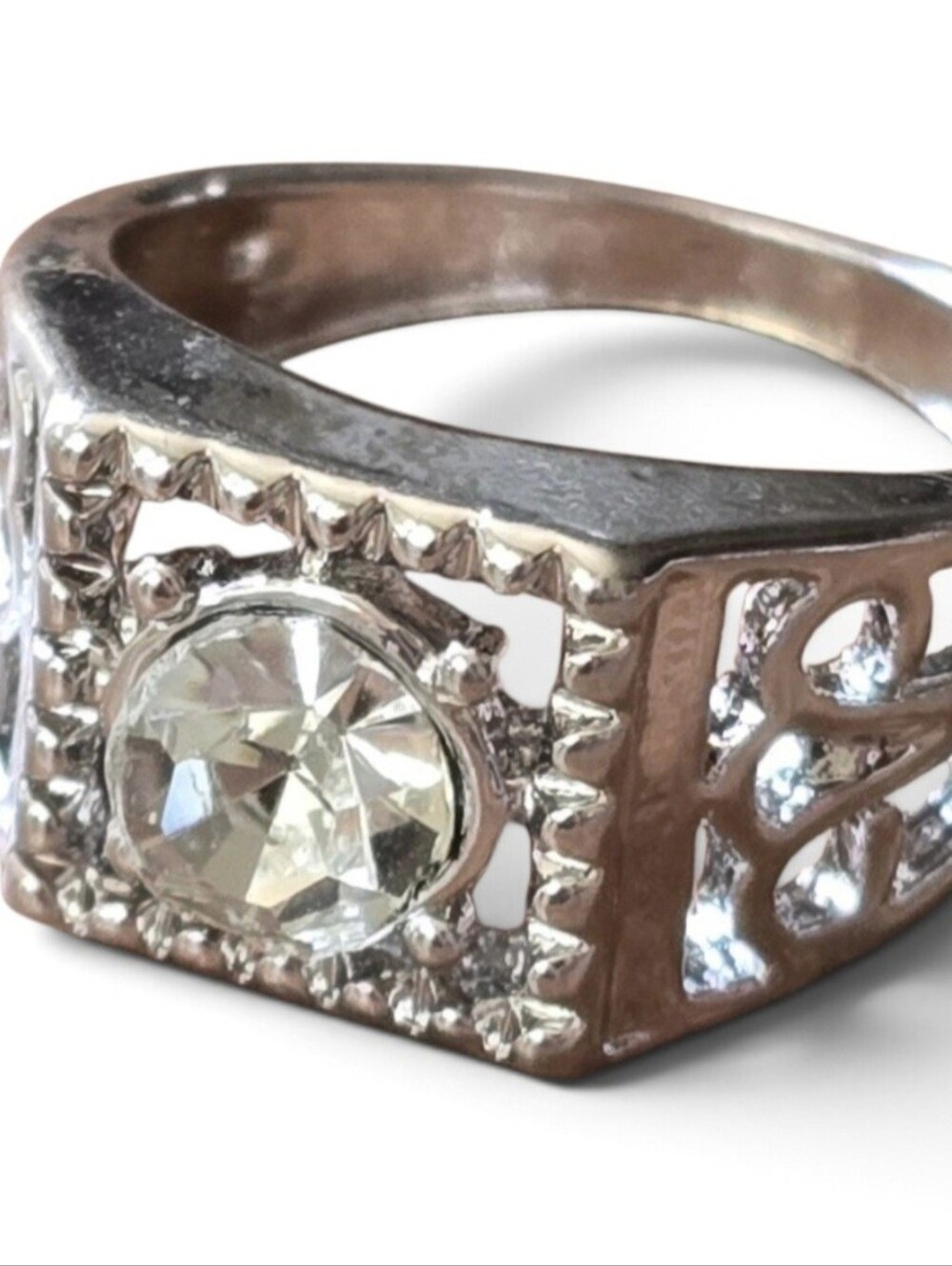 BEZEL SET ROUND ORNATE CZ BLING QUALITY TITANIUM NEW SIZE 7 INTRICATE BAND RING